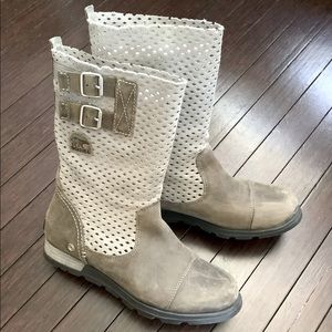 SOREL Major Pull On Grey Perforated Leather Boots 6.5